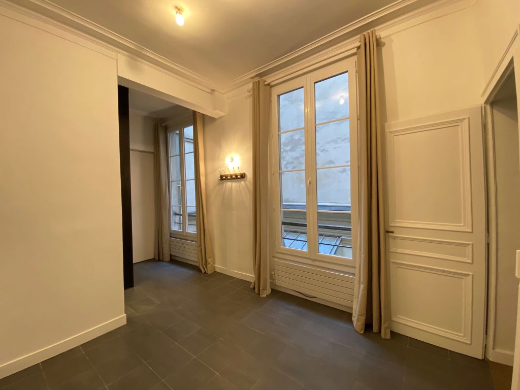 appartement 2 pièces en location sur PARIS (75008)