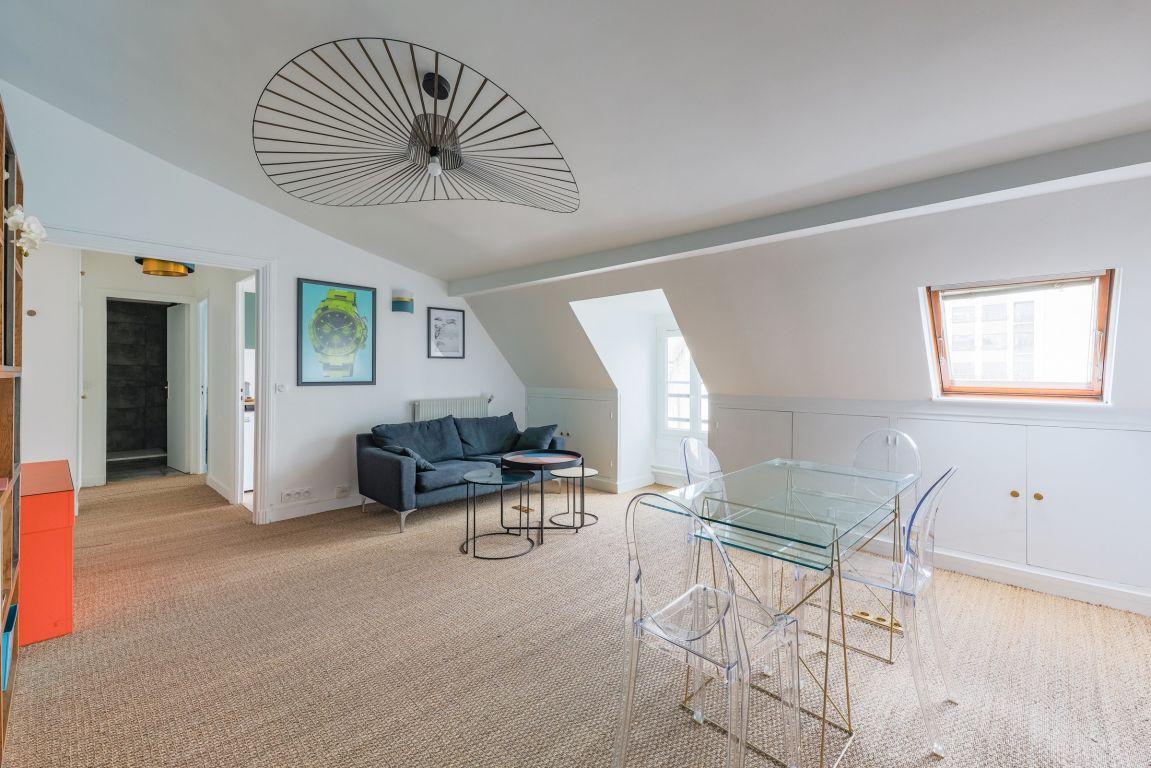 apartment 2 rooms for sale on PARIS (75008)